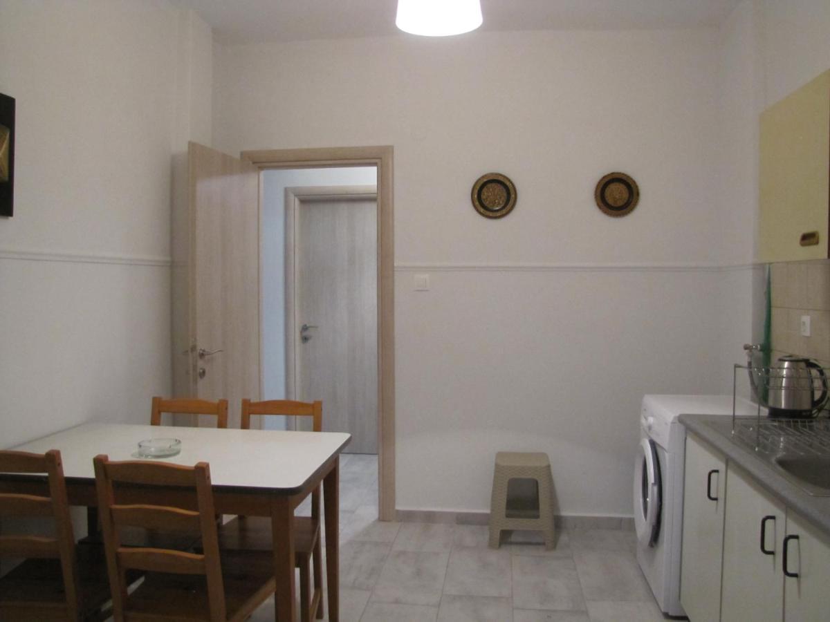 Kostas' House Apartment Hanioti Exterior photo